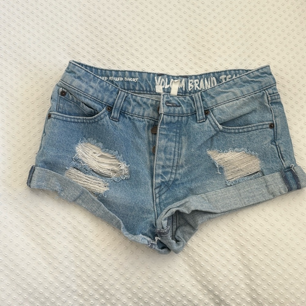 Volcom - denim shorts - size 26